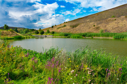 Lake view of parc des &icirc;les, H&eacute;nin Beaumont, Hauts de France, France
