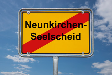 Obraz premium Ortstafel Neunkirchen-Seelscheid