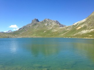 Fototapeta premium Lac de montagne