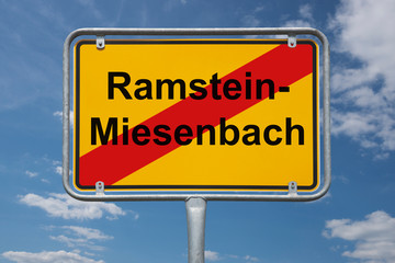 Fototapeta premium Ortstafel Ramstein-Miesenbach