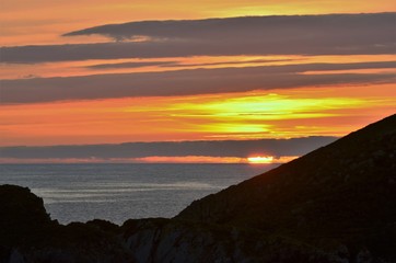 ATARDECER
