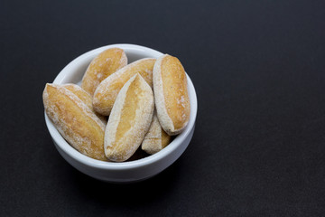 picos, artesanos palitos de pan con aceite de oliva