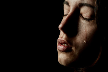 Obraz premium young woman crying