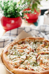 photos of pizza dishes in cafes bright Sunny natural light