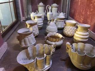 Historical porcelain vessels in the museum