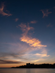 Fototapeta premium Sunset at the Douro with silhouettes of the coast