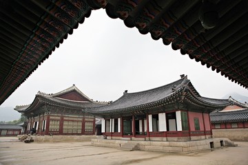 Fototapeta na wymiar 한국 서울 경복궁 입니다