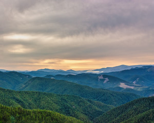 Obraz premium Sunrise at silver star mountain
