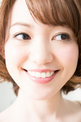 Naklejka premium 笑顔の女性