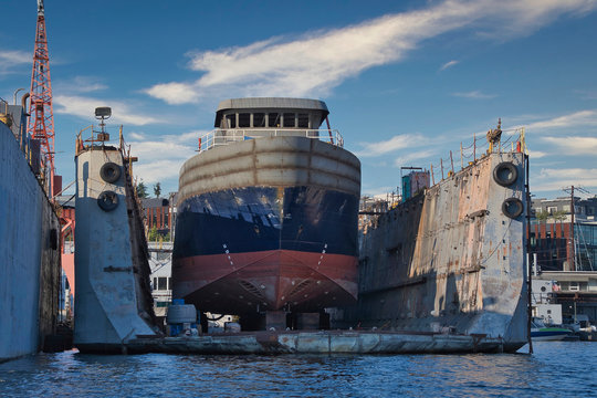 2020-08-14 A OLD FISHING VESSEL DRY DOCKED FOR REPAIRS ON SOUTH LAKE UNION WASHINGTON