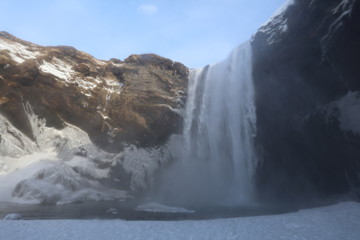 Fototapeta na wymiar アイスランド、スコゥガフォスの滝