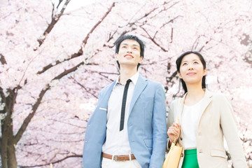男女新入社員