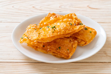 crispy roti with sugar