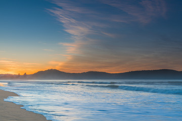 Fototapeta premium Light High Cloud Sunrise Seascape