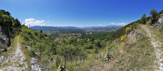 Pesche - Panoramica dal sentiero
