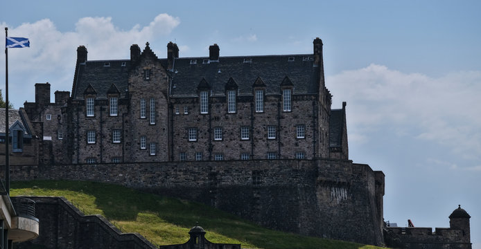 Summer photo of Edinburgh Castle in Scotland 