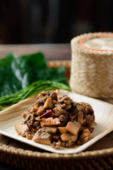 Northern Thai food (Tum Kraton), Spicy santol salad with crab paste