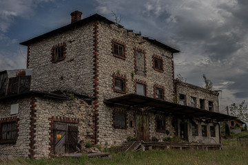 Fototapeta na wymiar Old abandoned mill building