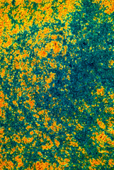 gelb, grün, braun, rot, violett, blau karierter Hintergrund