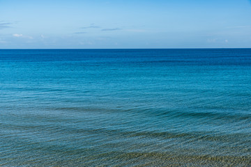 Fototapeta premium Piękne błękitne morze