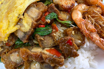 Stir-fried pork and omelet, fried shrimps with holy basil leaves