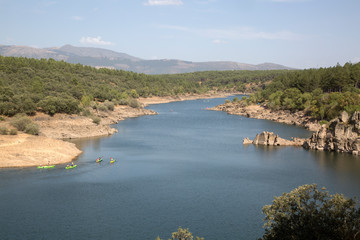 Obraz premium Lozoya River at Buitrago, Madrid