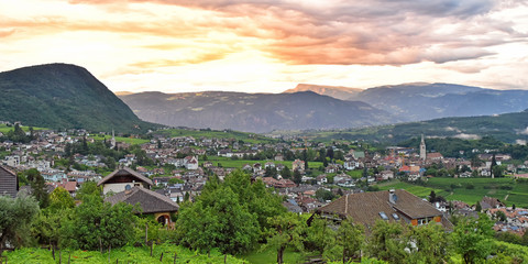 Kaltern mit Blick auf Schlern