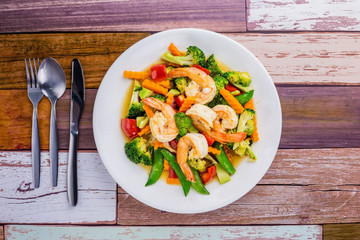 Stir fried mixed vegetables with shrimp