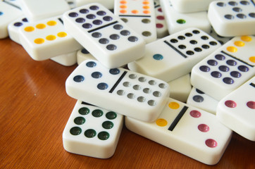 fichas de domino, secuencia de fichas de domino, juego de domino, fichas de juego de domino