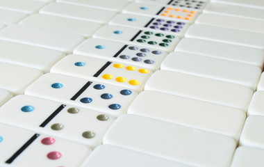 fichas de domino, secuencia de fichas de domino, juego de domino, fichas de juego de domino