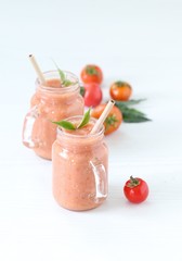 fresh tomato juice