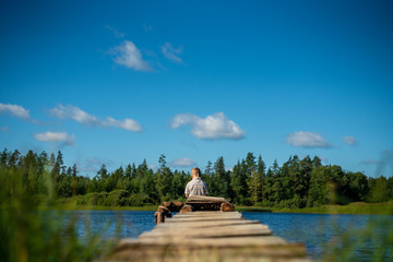 a child on the lake without supervision. the child drowned in the river. children cannot swim. danger of reservoirs for children