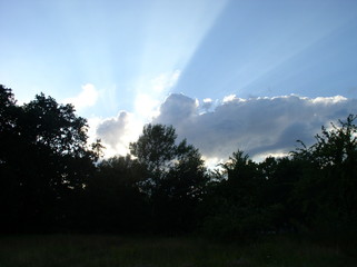 sun rays through the clouds