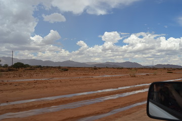 Obraz premium car on the road After rain