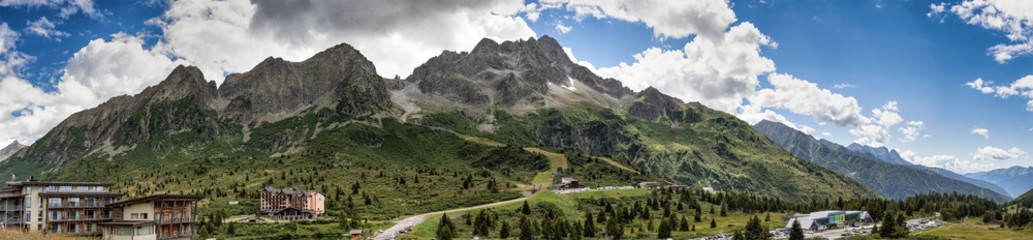Fototapeta na wymiar Tonale Pass Adamello - Presanella Alps