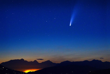 Comet Neowise Vancouver horizontal. The comet Neowise makes an appearance over Vancouver.

