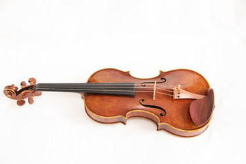 Obraz na płótnie Canvas violin on white background