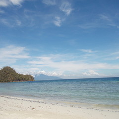 フィリピンのミンダナオ島の海と青空の風景