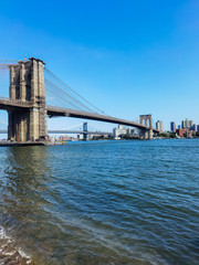 Fototapeta na wymiar Brooklyn Bridge high-resolution portrait.