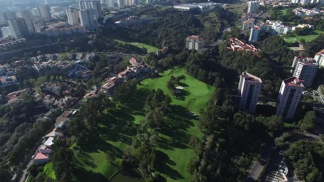 A&eacute;rea sobre el club de golf Lomas Country Club en Naucalpan, Estado de M&eacute;xico