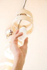電球交換