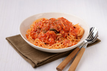 トマトソースのパスタ