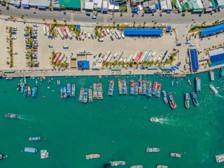 Fototapeta na wymiar Seaport full of small boats and yachts