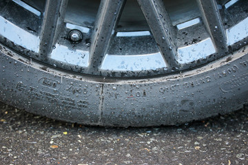 Performance tire on a wet road