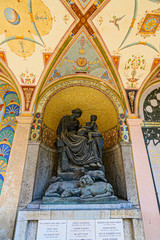 Fototapeta na wymiar Cimitero monumentale di Vyšehrad Praga Tomba di Karel Tichý