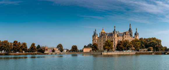 Fototapeta premium panorama view of the castle of Schwerin in Mecklenburg-Vorpommern