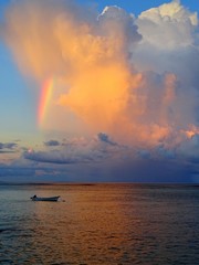 Fototapeta na wymiar Seychelles, Indian Ocean, Mahe island, east coast, sunset at salt point
