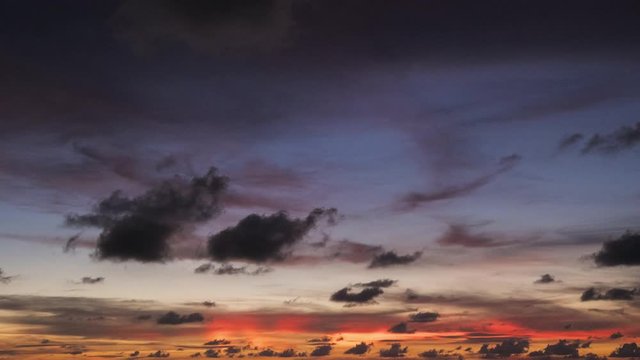 beautiful sunset and reflect light on the clouds