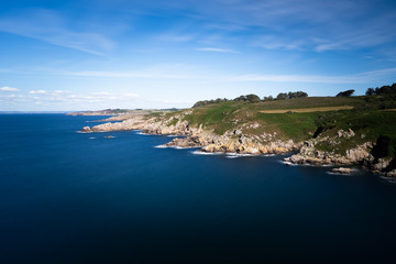 Fototapeta na wymiar Landscape of Finistère, cap Sizun. Beautiful scenery in Bretagne / Brittany, France with a beautiful rocky coast.