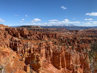 Views of Bryce National Park during the snowy winter months
